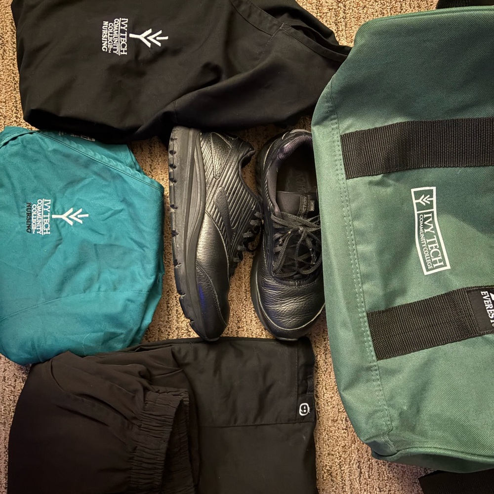 Ivy tech nursing scrubs and leather shoes